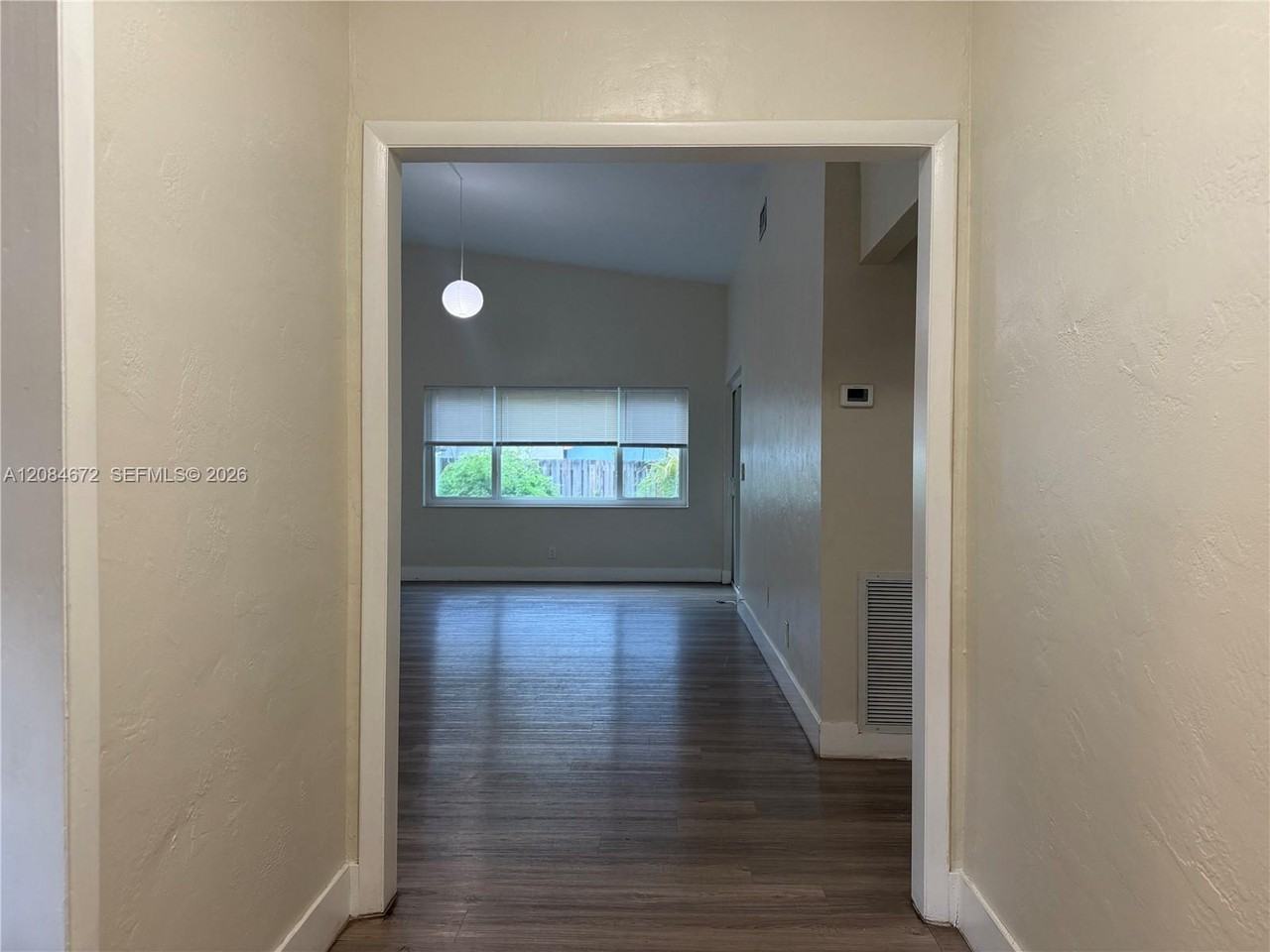 520 Southwest 5th Street - Photo 6 of 13