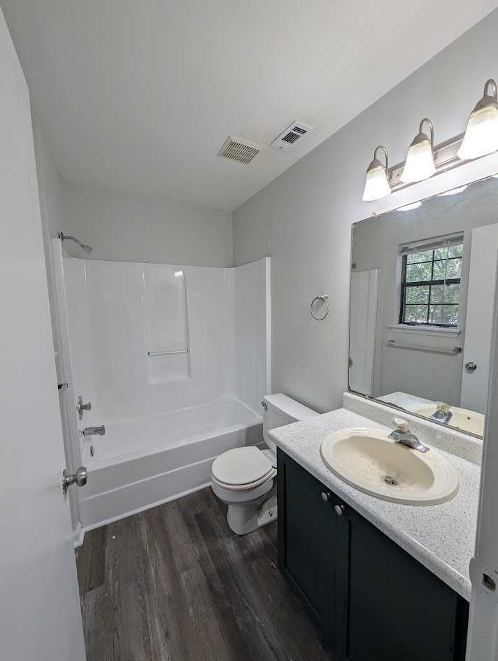 2348 Horne Avenue - Photo 6 of 9
