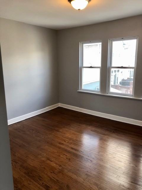 Kilbourn Ave 4027 N - Photo 3 of 9