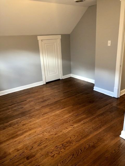 Kilbourn Ave 4027 N - Photo 5 of 9