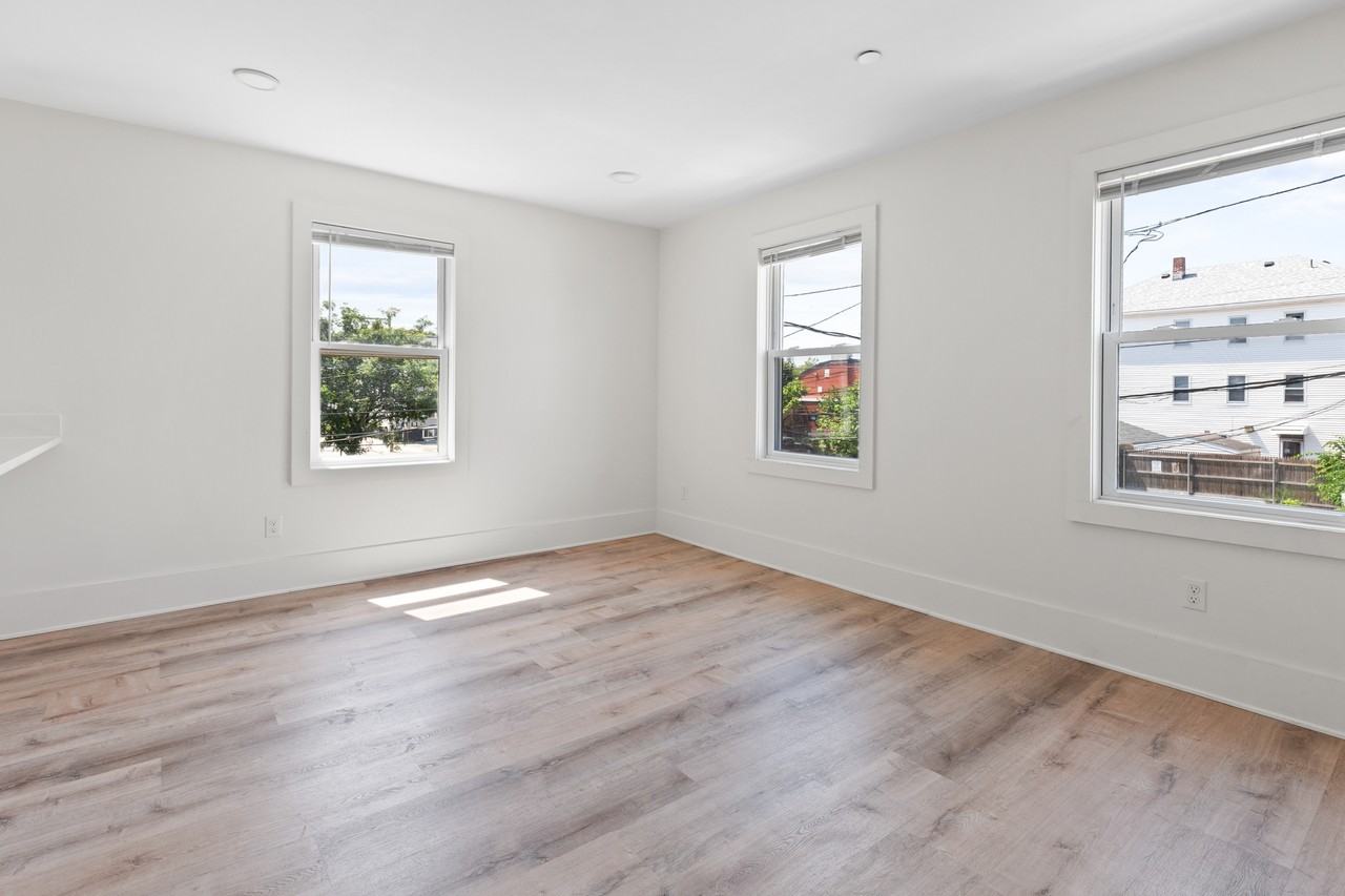 14 Vinton Street - Photo 4 of 8