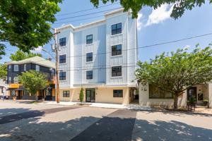 featured image of 113 Ives St
