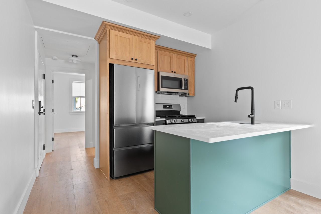 113 Ives Street - Photo 6 of 46