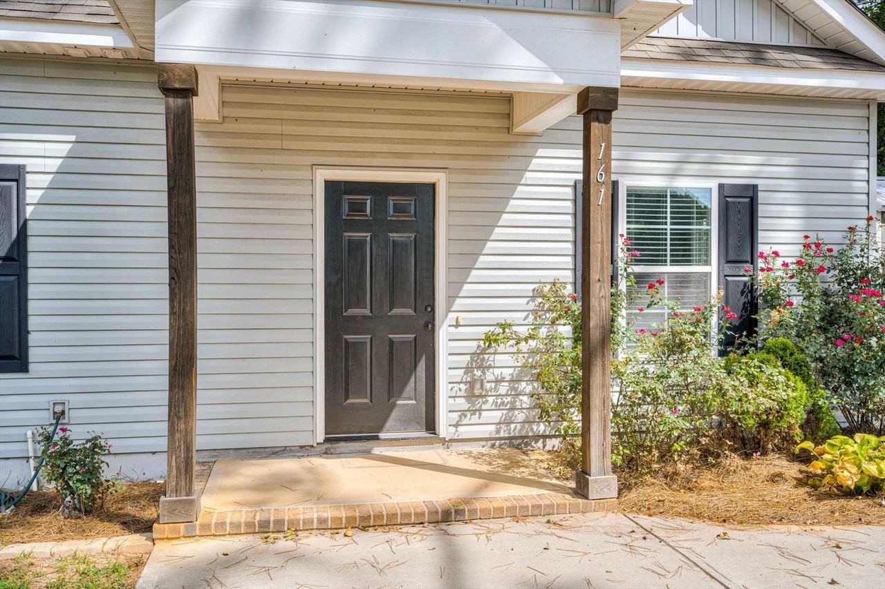 161 Moore Dr - Photo 3 of 33