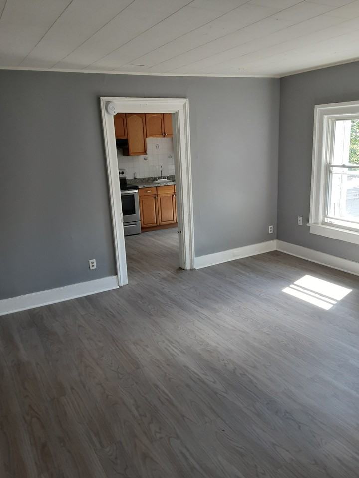 14 Park Street - Photo 6 of 12