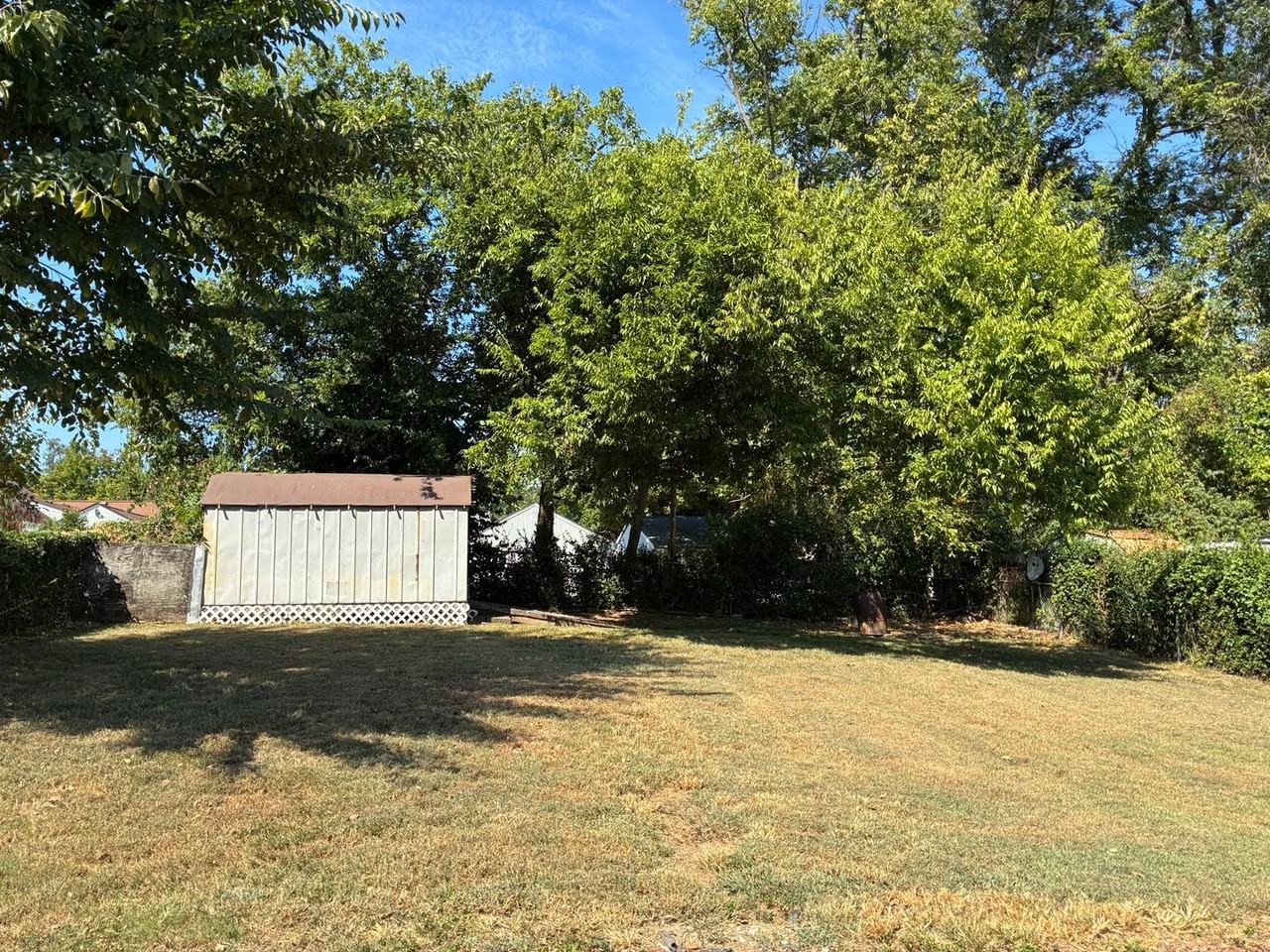 3705 Hewlett Dr - Photo 2 of 19