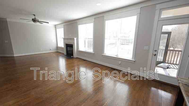 4012 Forgotten Pond Ave - Photo 7 of 18