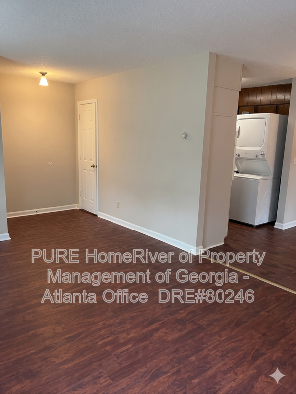771 Wilson Cir Sw - Photo 4 of 19