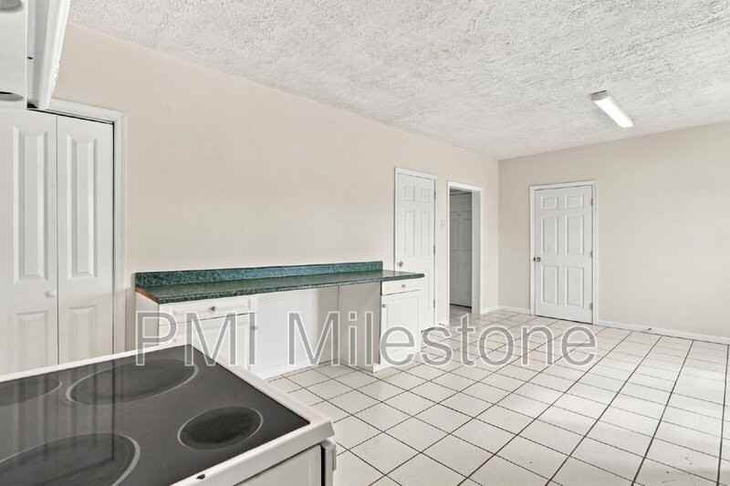 9460 Williamsport Pike - Photo 7 of 22