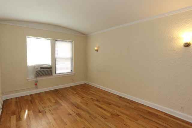 536 W Arlington Pl #115 - Photo 7 of 14