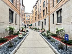 438 W Belden Ave #18 - Photo 1 of 1