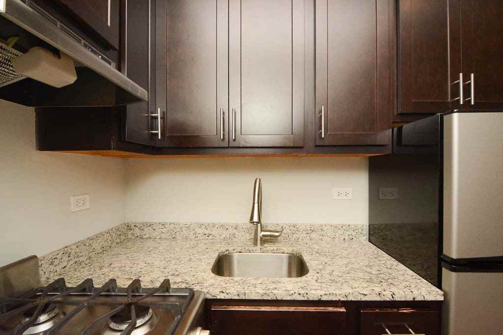 612 W Patterson Ave #706 - Photo 4 of 19