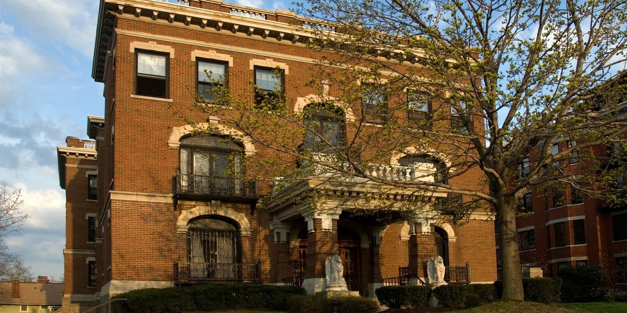 DelNord Apartments - Photo 3 of 10