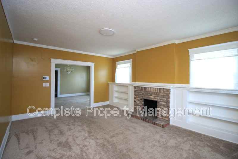 4629 Debardeleben Ave - Photo 2 of 10