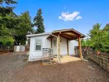 209 N 9th St - Photo 1 of 1