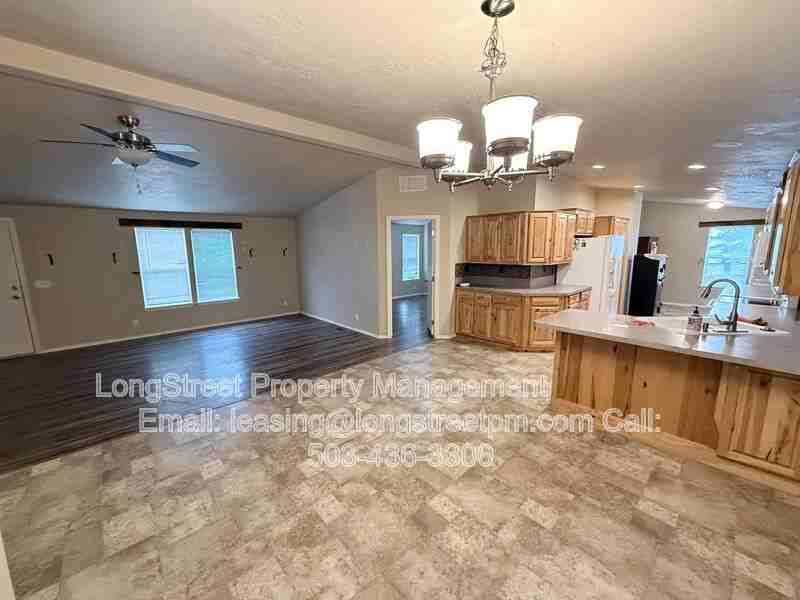 209 N 9th St - Photo 5 of 25