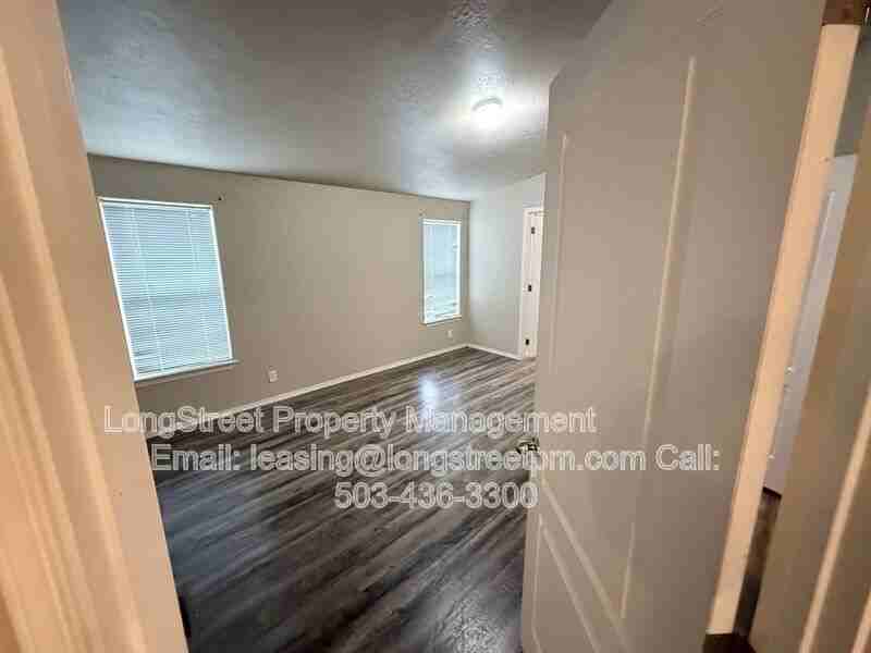 209 N 9th St - Photo 7 of 25
