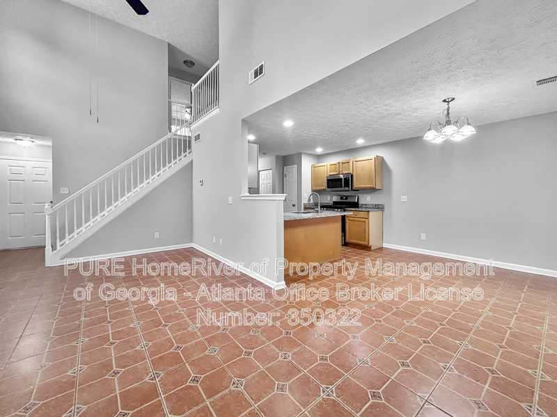 206 Ilex Dr - Photo 2 of 14