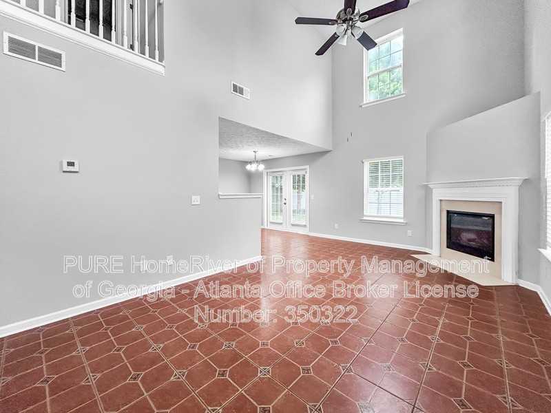 206 Ilex Dr - Photo 3 of 14