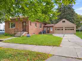 1611 N 11th St - Photo 1 of 1