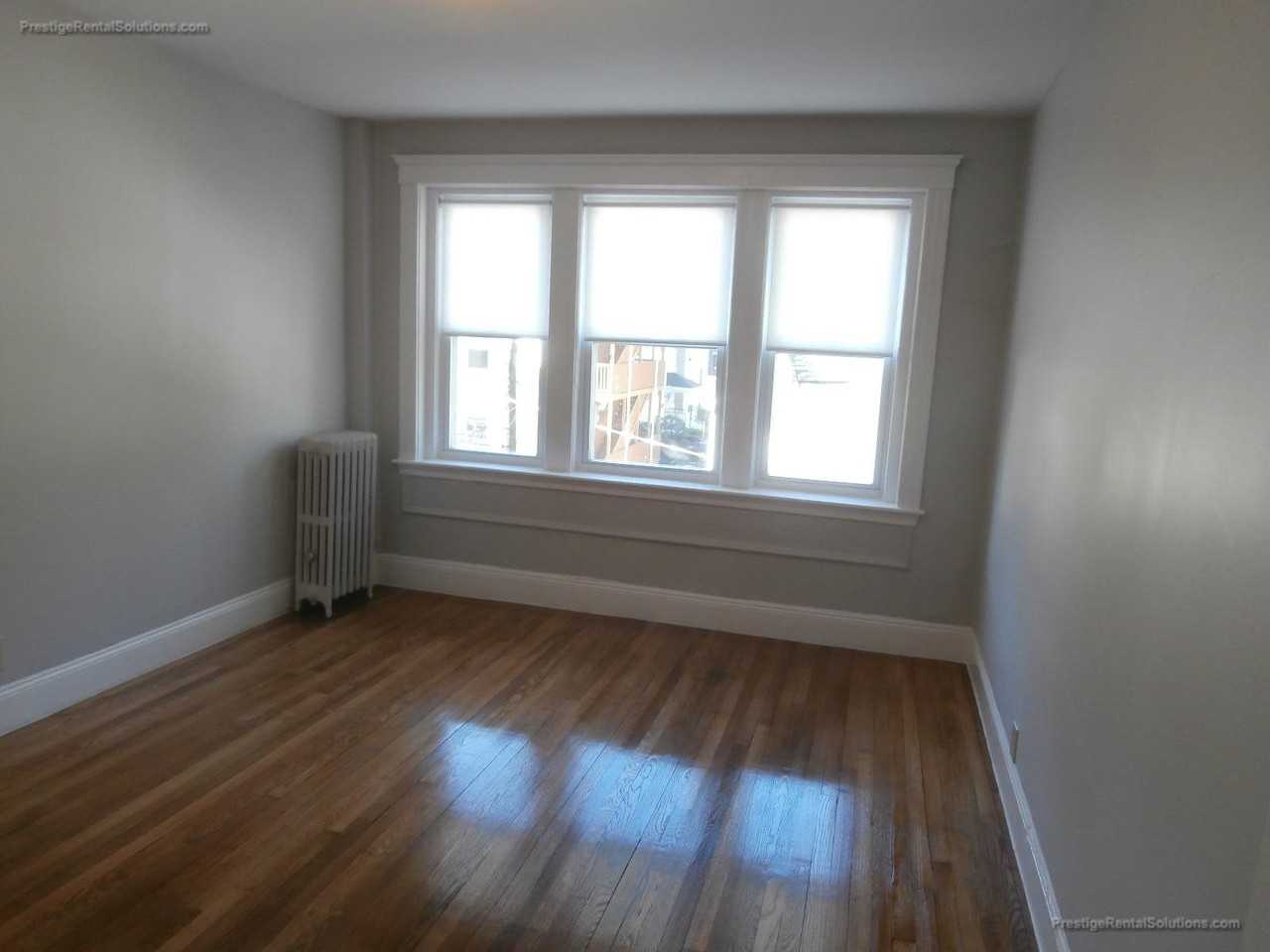 368 Riverway #5 - Photo 2 of 5