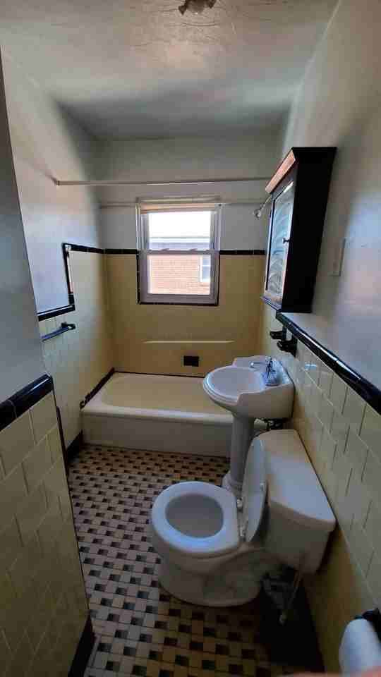 43 Brock St #3 - Photo 7 of 13