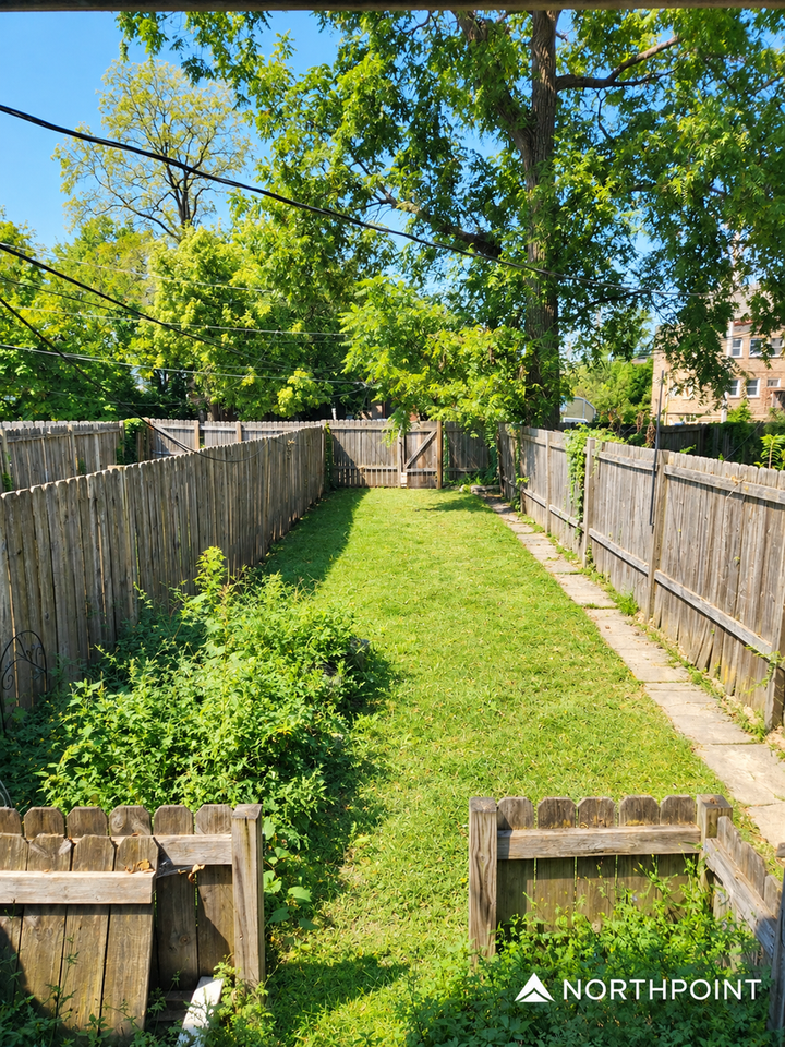 285 S Champion Ave - Photo 6 of 7
