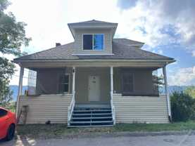 941 Pine St Triplex - Photo 1 of 1