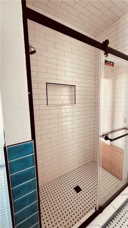 27 Baird Ave - Photo 6 of 19