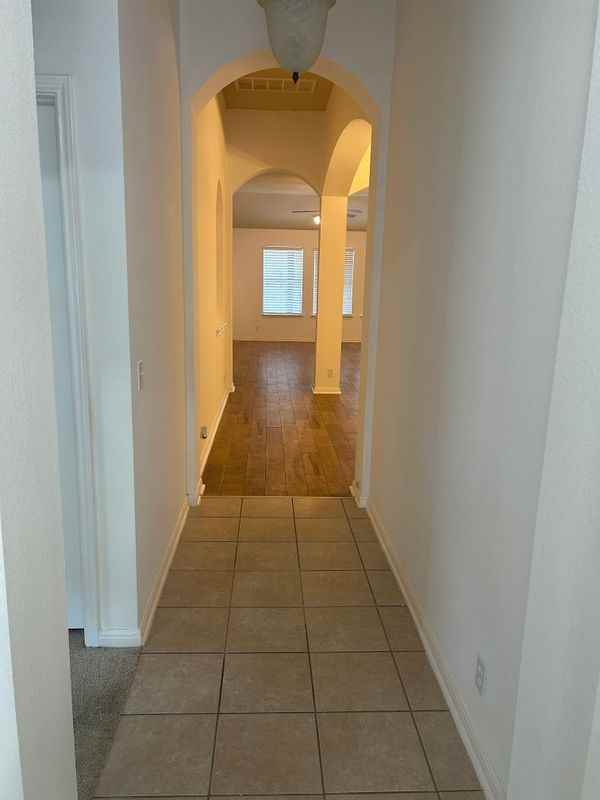 19009 Leigh Ln - Photo 2 of 18