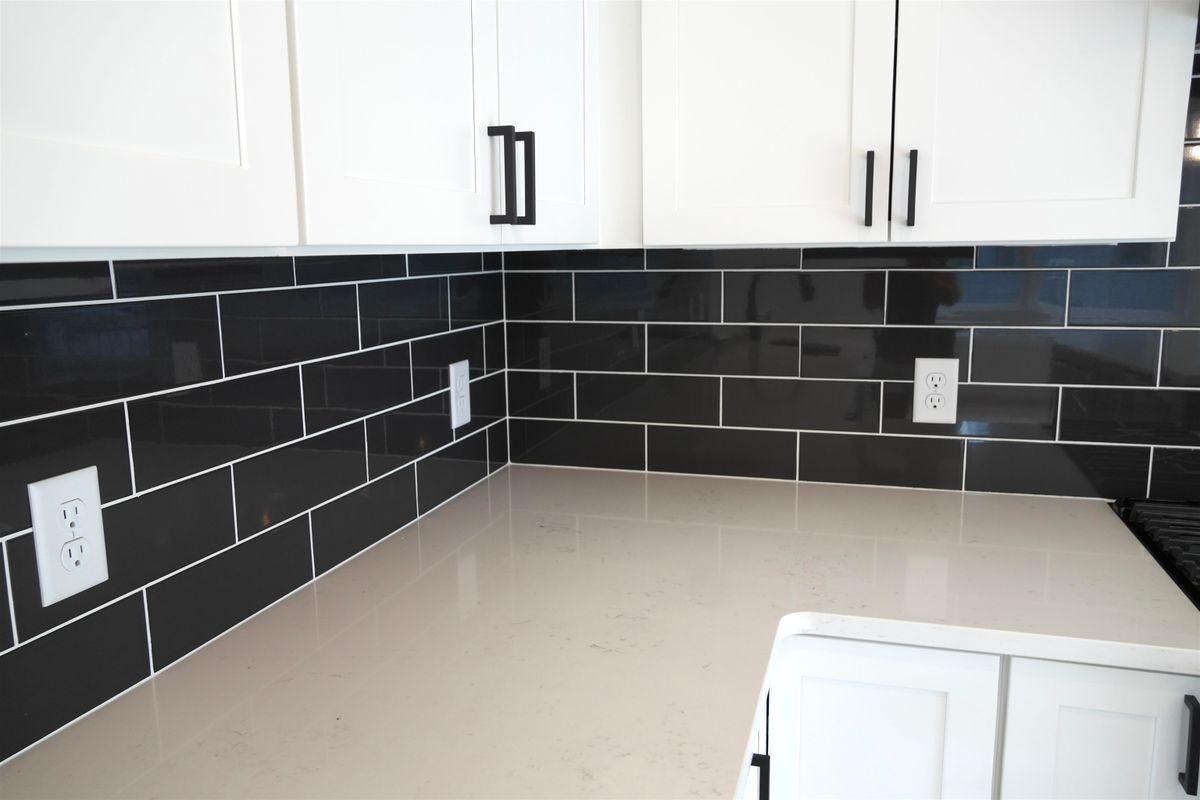 48 Main St - Photo 5 of 38