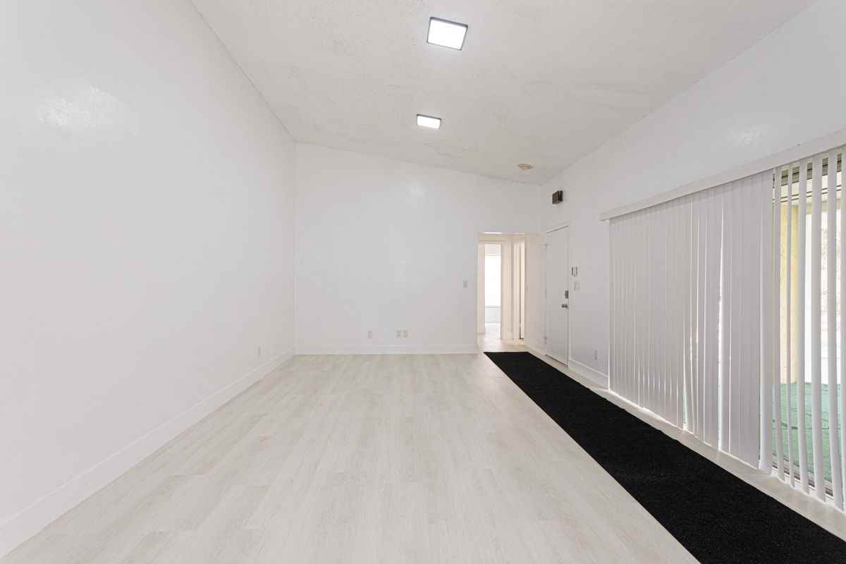 202 Sparrow Dr ##1 - Photo 5 of 10