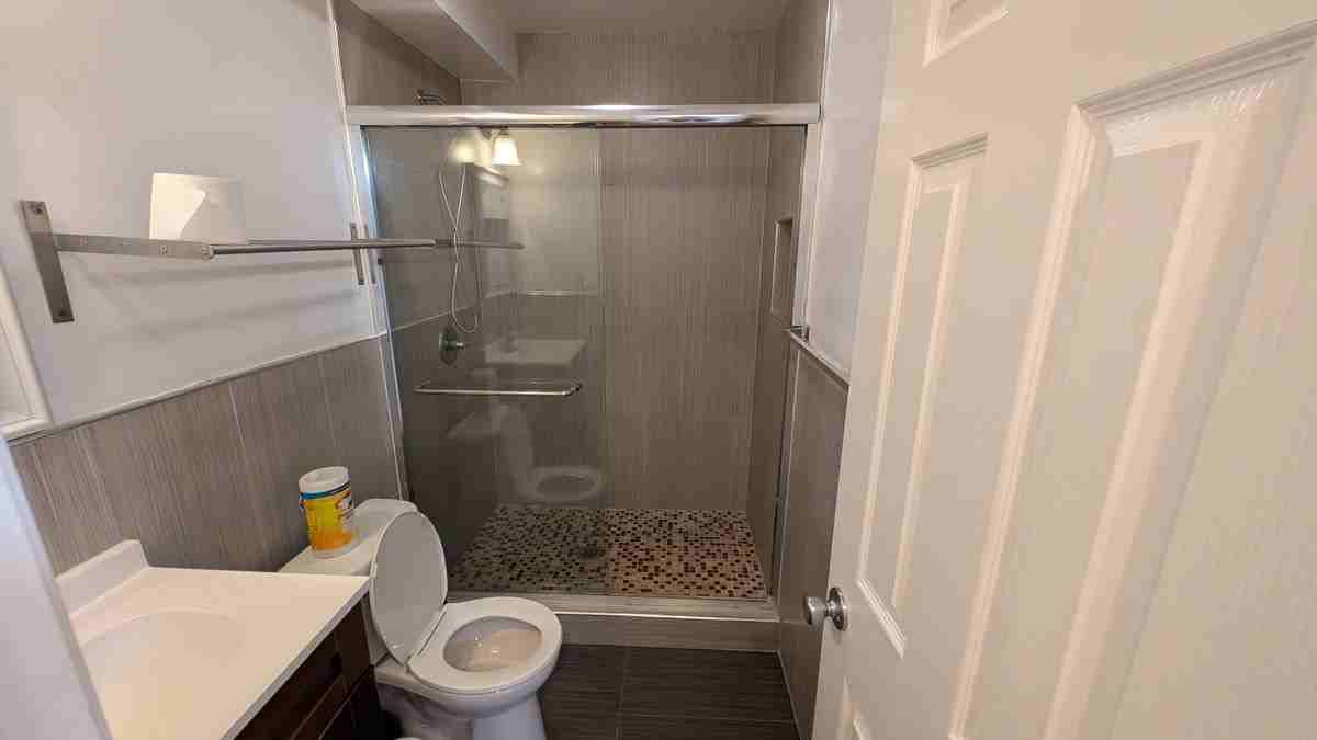 219 Schwerin St - Photo 6 of 8