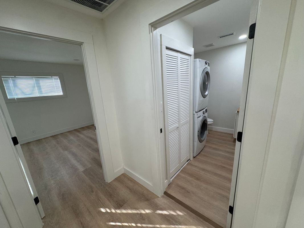 1777 Bond Dr Sw - Photo 2 of 9