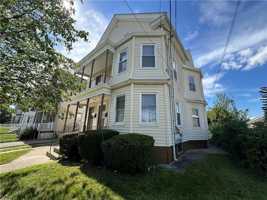 featured image of 1245 Cranston St ##3