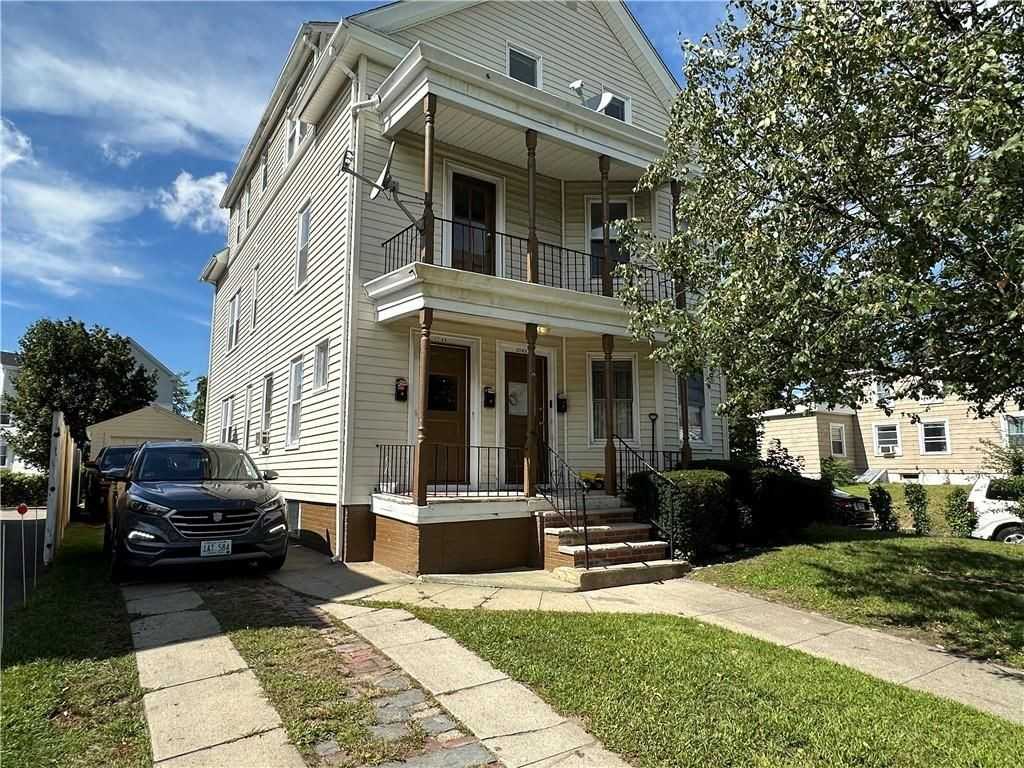 1245 Cranston St ##2 - Photo 2 of 12