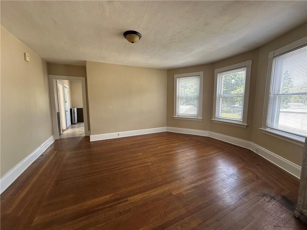 1245 Cranston St ##2 - Photo 5 of 12
