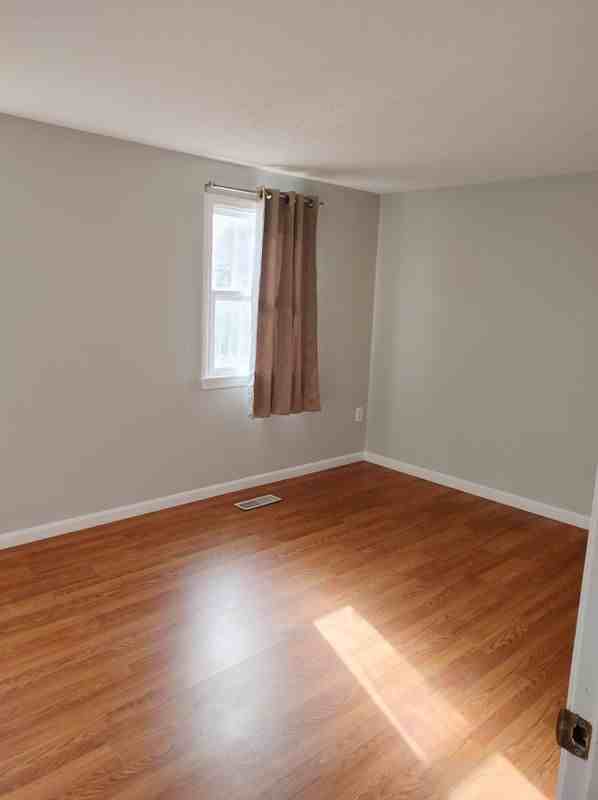 93 Sentry Way - Photo 4 of 20