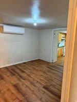 featured image of 3222B Pearsall Ave