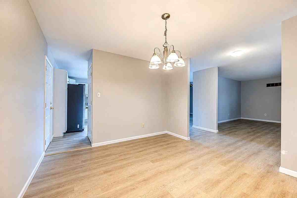 12732 Glenage Dr - Photo 7 of 27