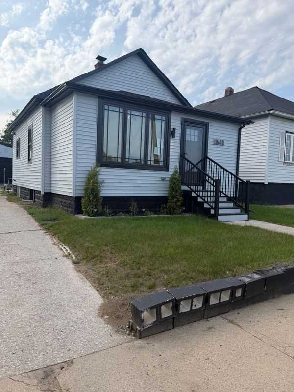 1548 Taney St - Photo 2 of 16
