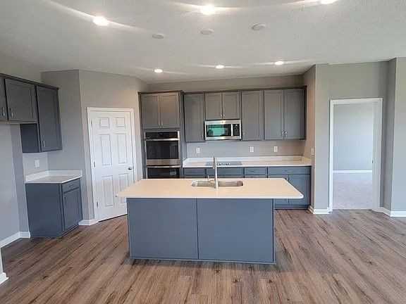 4613 Bethel Cove Dr - Photo 2 of 3