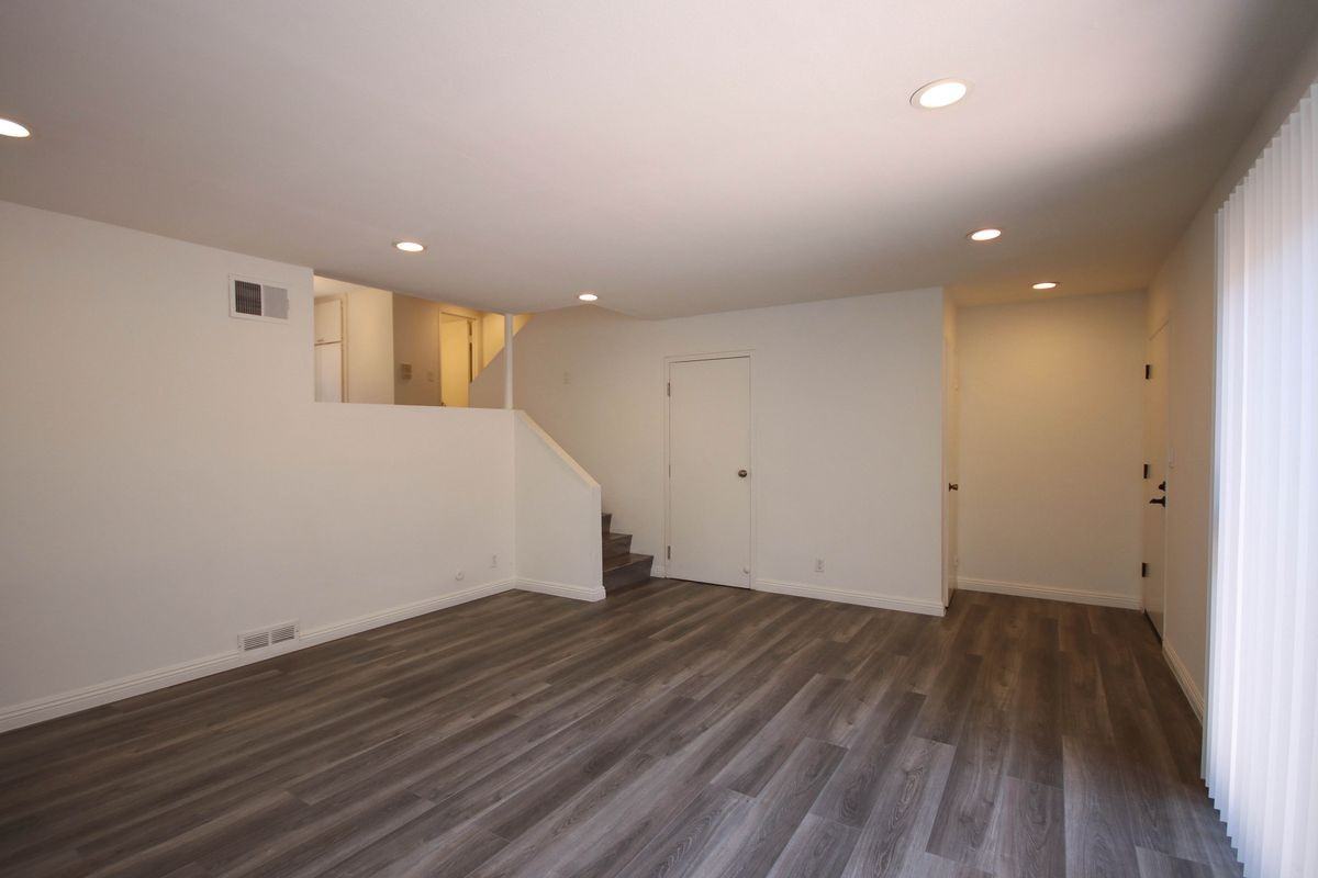 1508 Dixon St - Photo 6 of 14