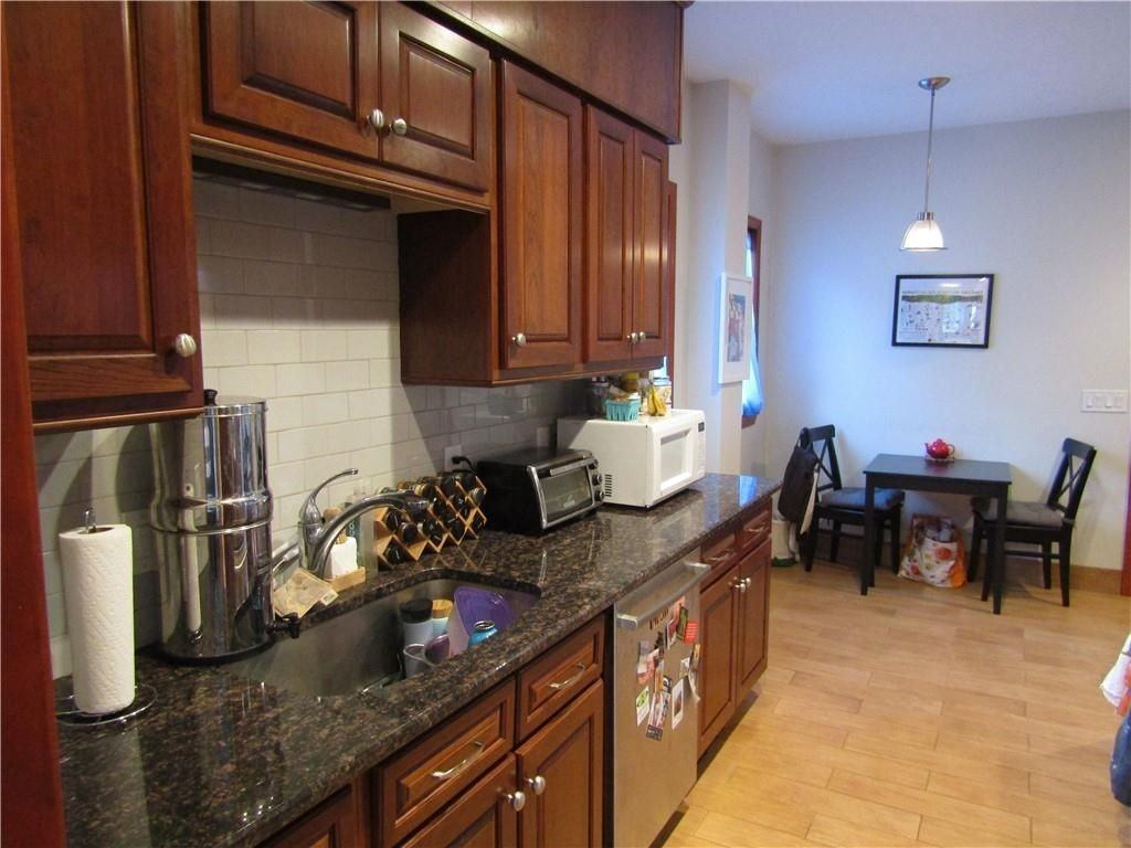 561 Hope St ##1 - Photo 6 of 20