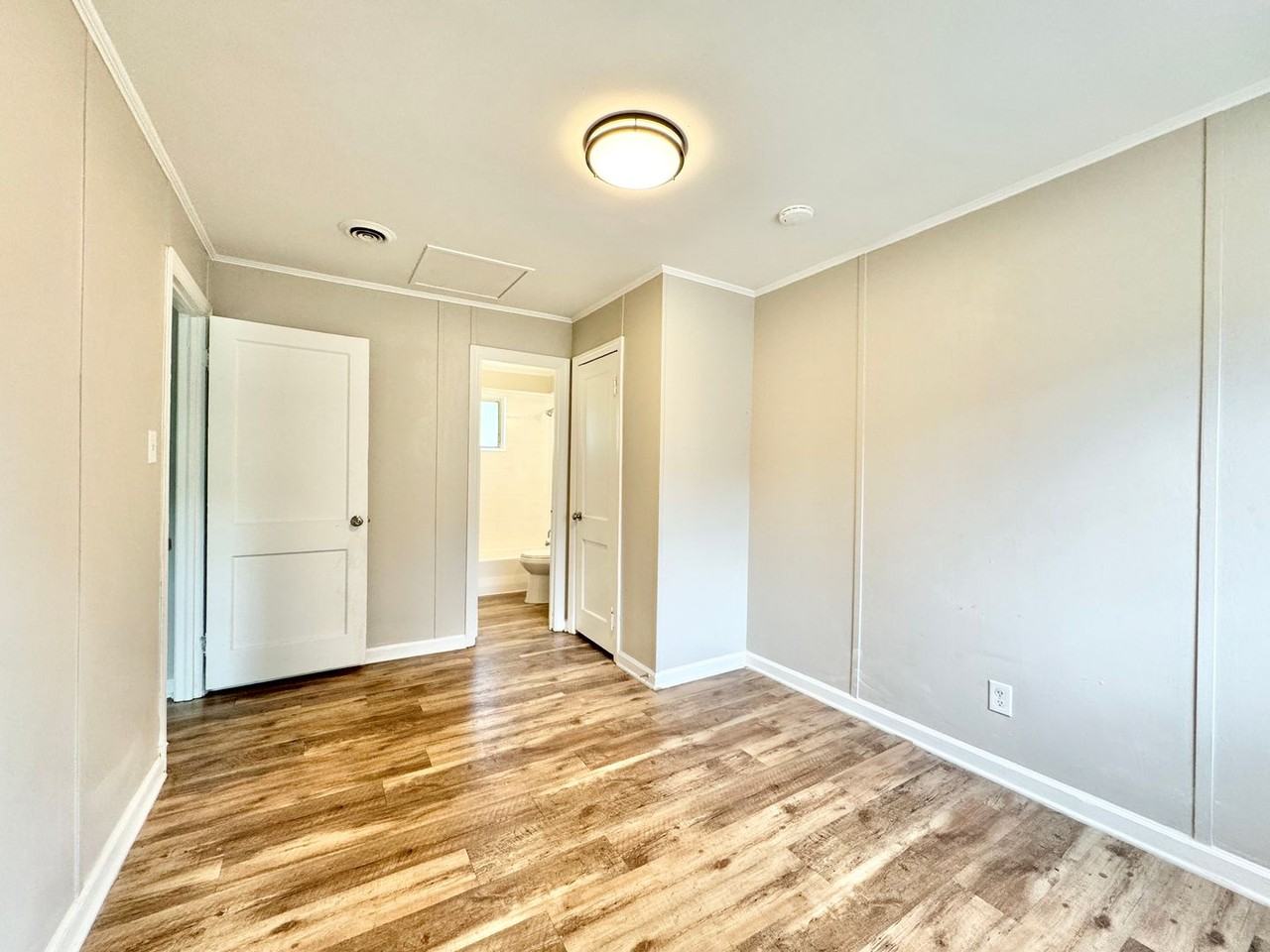 1007A Tuscaloosa St - Photo 6 of 10