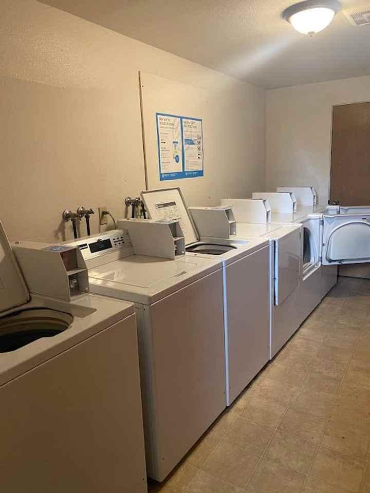 325 Canyon Dr #6 - Photo 7 of 15