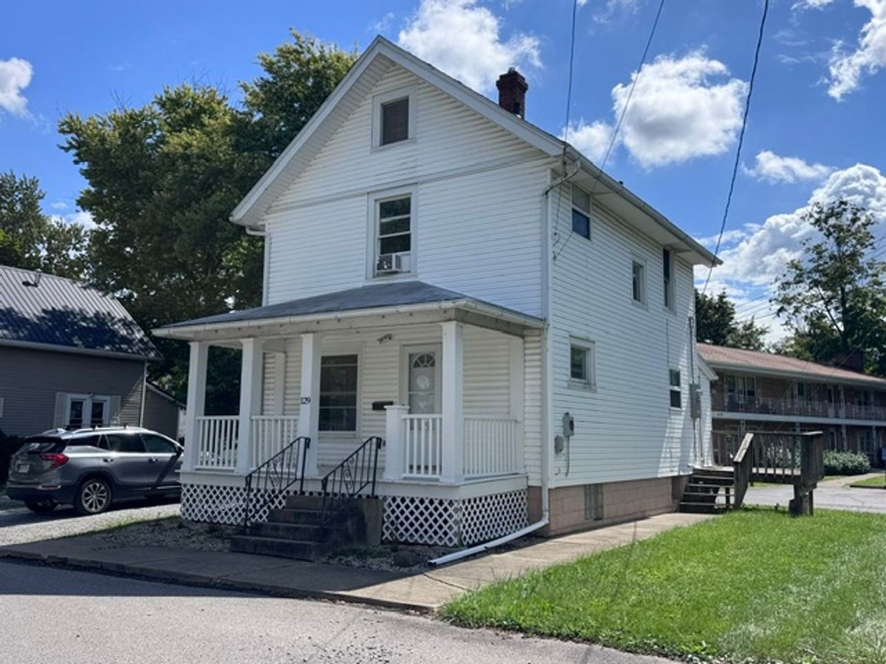 129 Diamond Ct