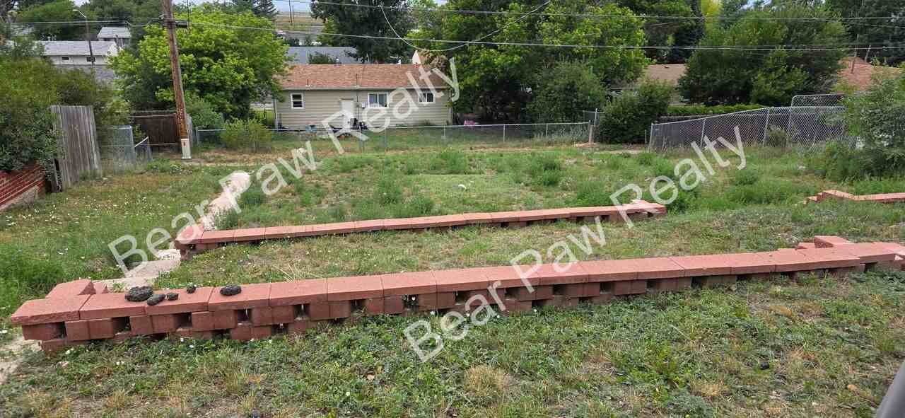 116 King Ct - Photo 3 of 21