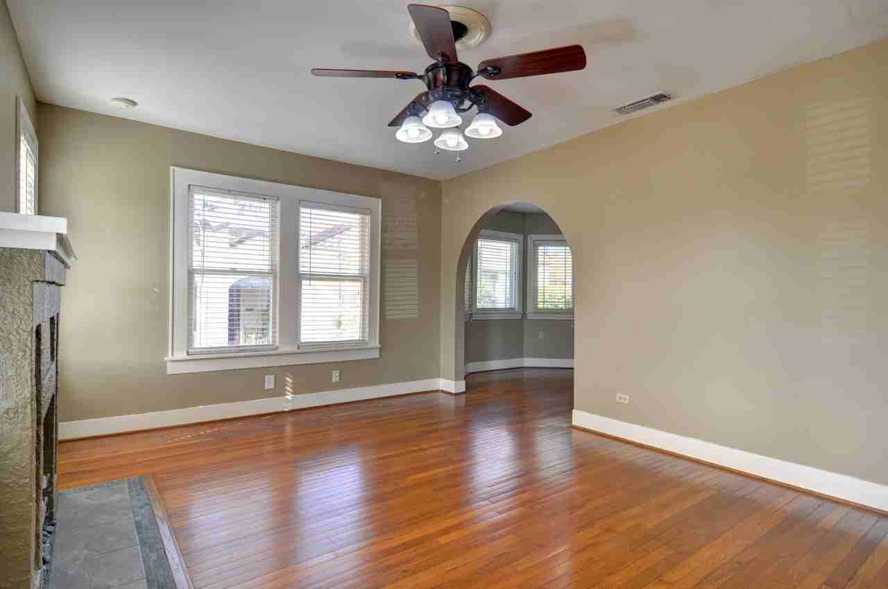 4128 Pershing Ave - Photo 4 of 25