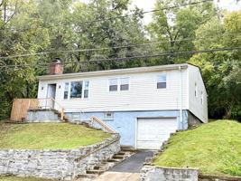 featured image of 1721 Carll St